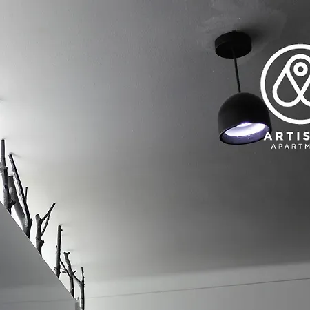 Artistic * Tomar